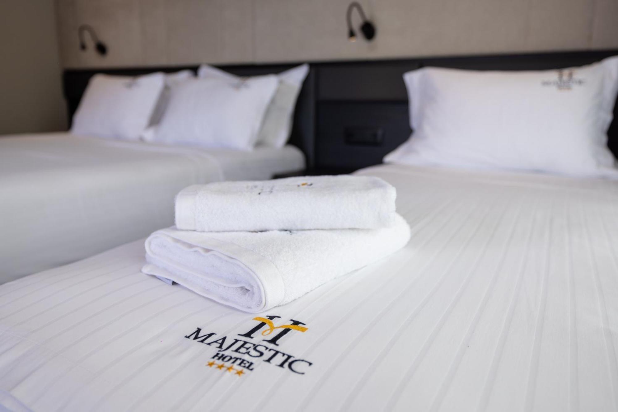 Hotel Majestic Radhime Exterior photo